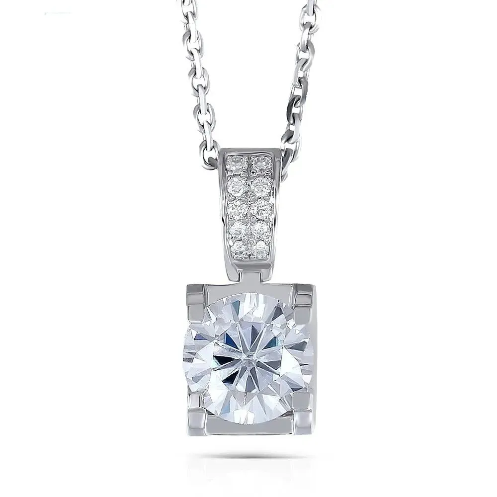 18k White Gold Moissanite Necklace / Pendant 1.04ct Total