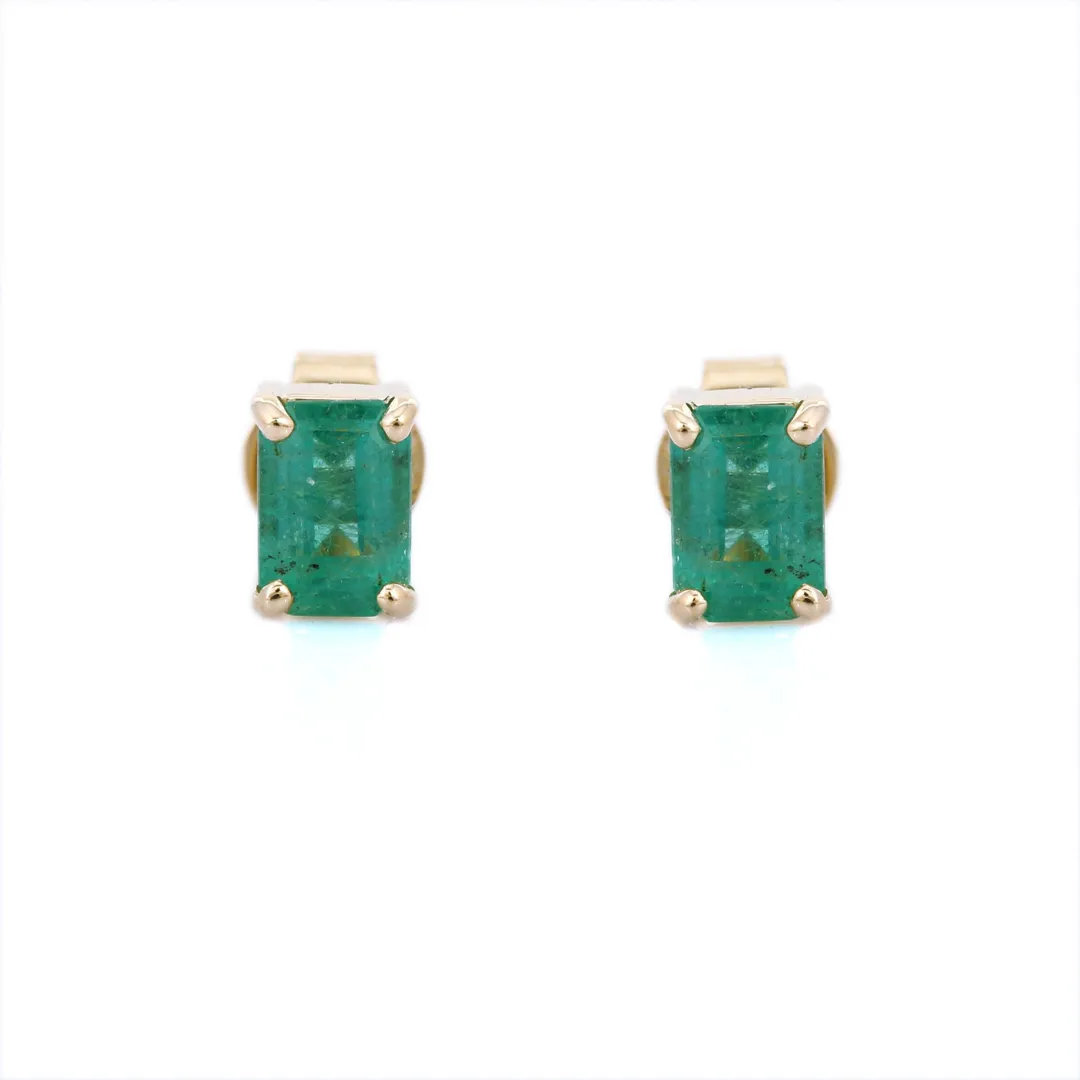 18K Yellow Gold Emerald Stud Earrings