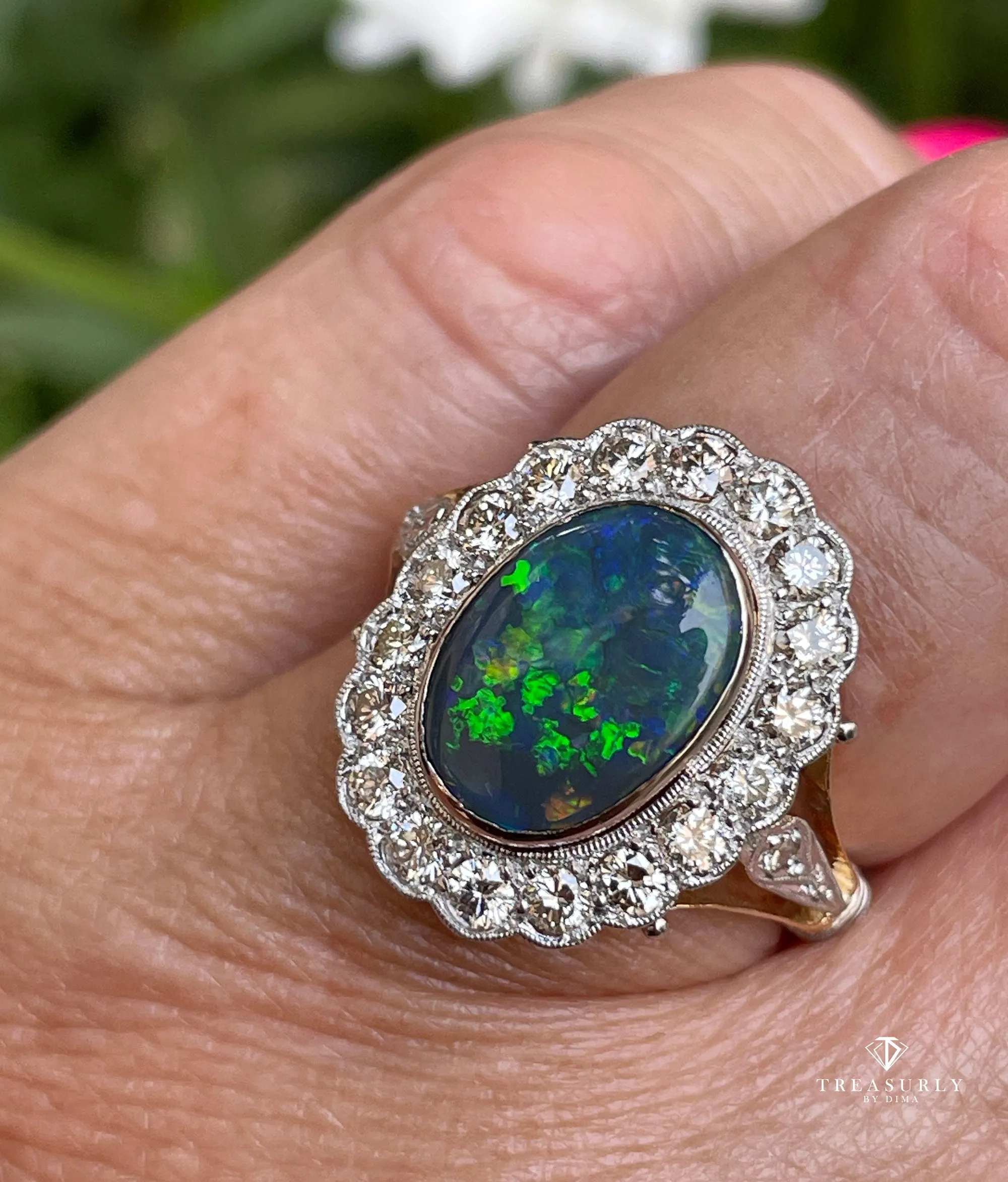 An exquisite 2.25ct Authentic Antique Art Deco Black Opal and Diamond Cluster Cocktail 18K Gold Ring