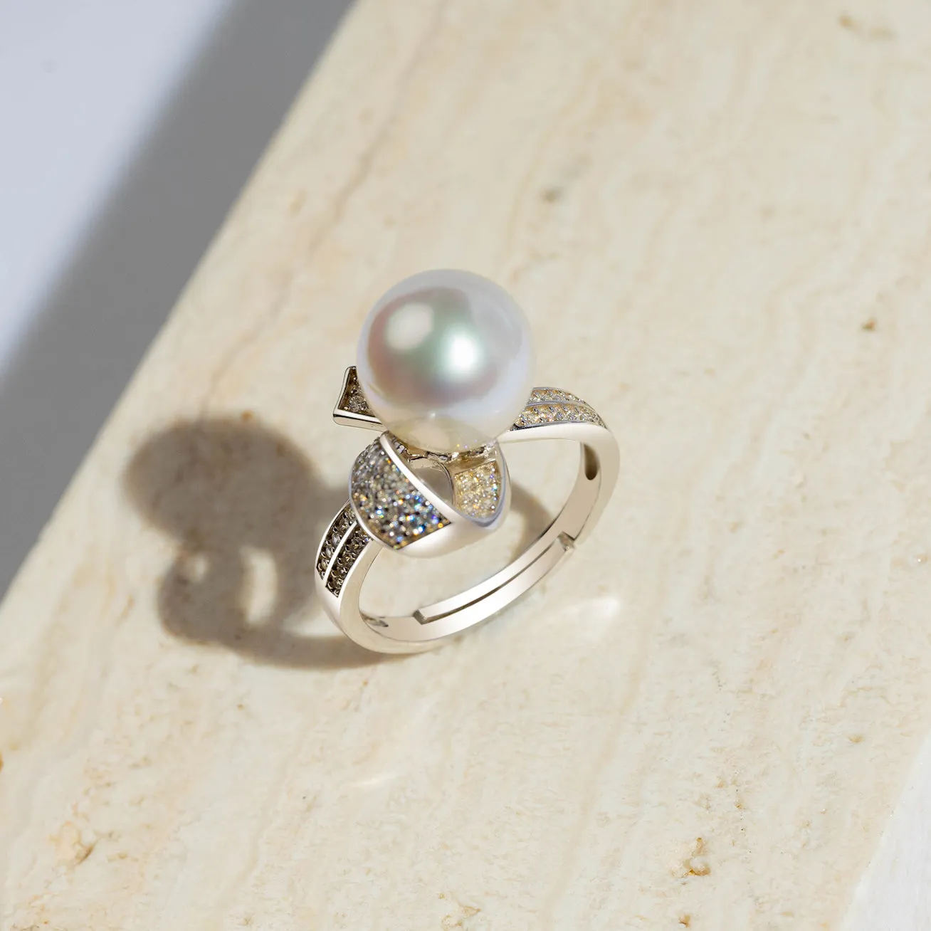 Australian White South Sea Pearl Ring WR00137