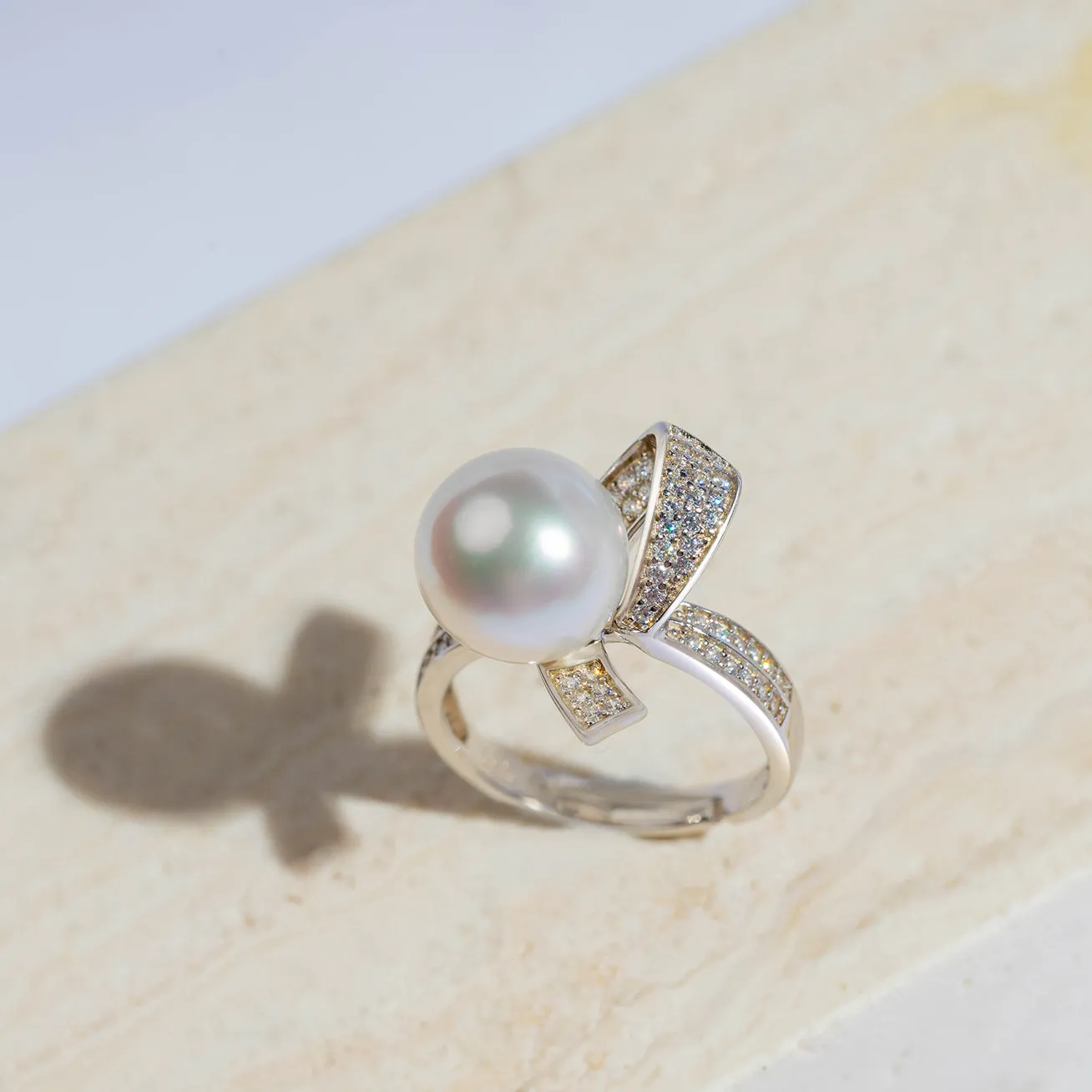 Australian White South Sea Pearl Ring WR00137