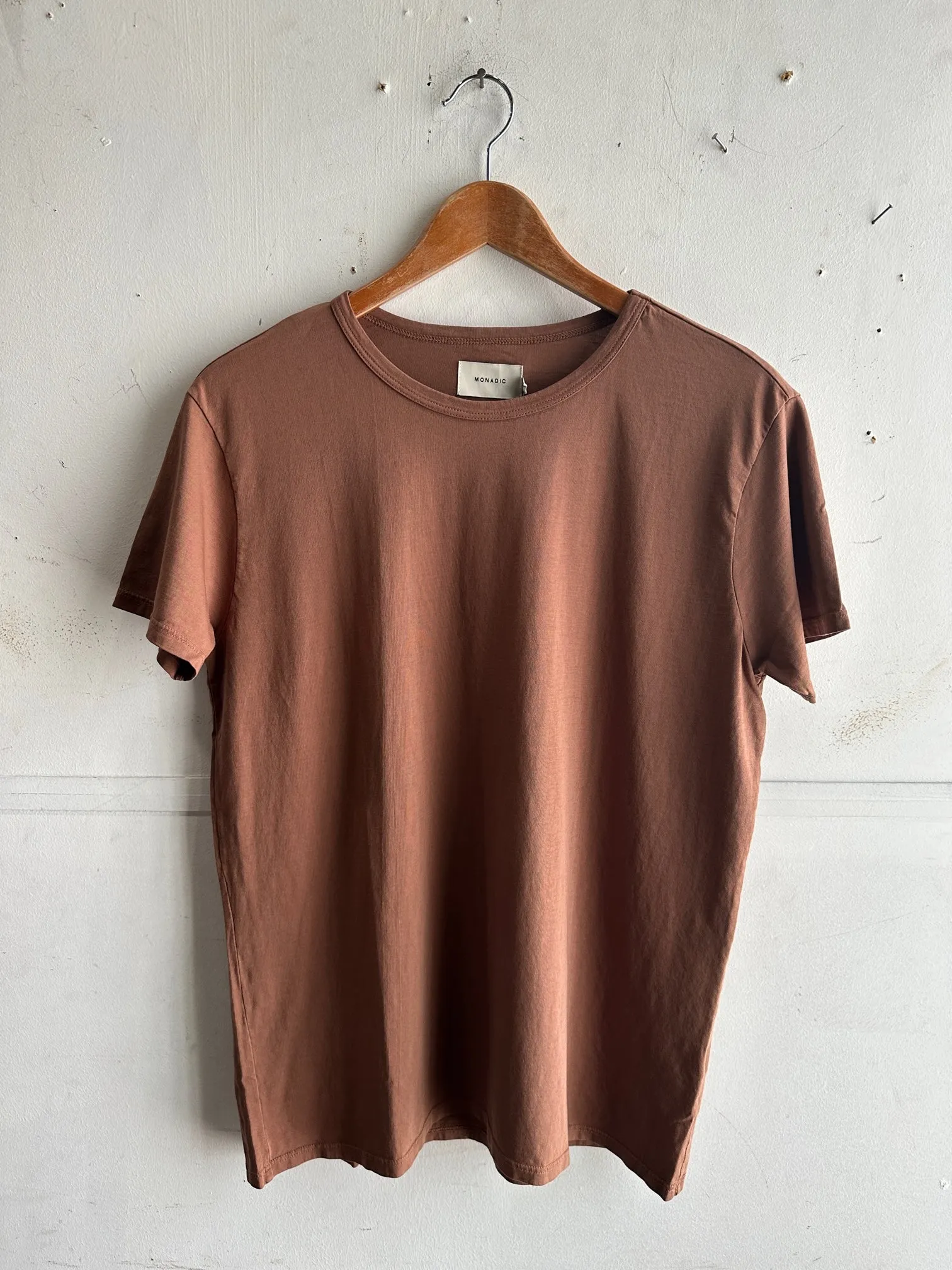 Basis S/S Tee | Saddle | Monadic Clothing