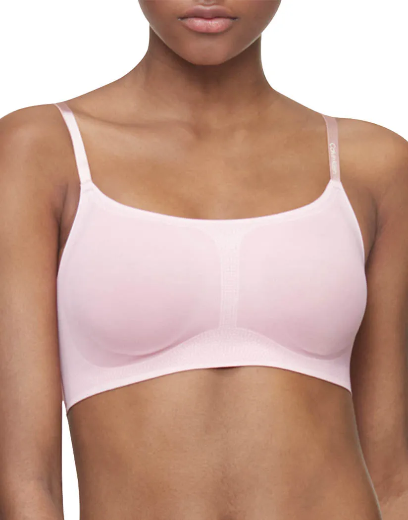 Calvin Klein Women Invisibles Adjustable Stap Bralette Allurish Blush QF4783