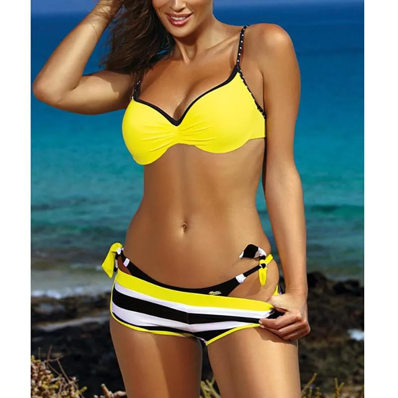 Dreiteiliges Bikini-Set „Isabella Push Up“.