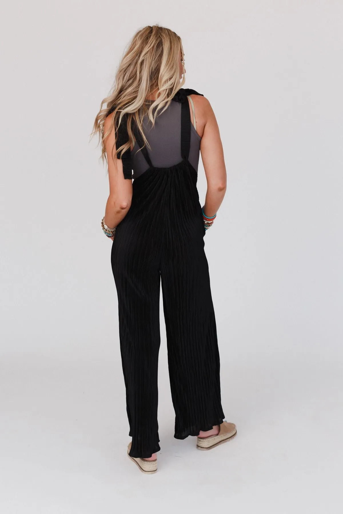 Forever Relaxed Textured Jumpsuit - Black