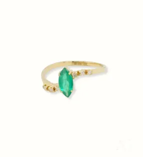 Luxurious Emerald Marquise Ring