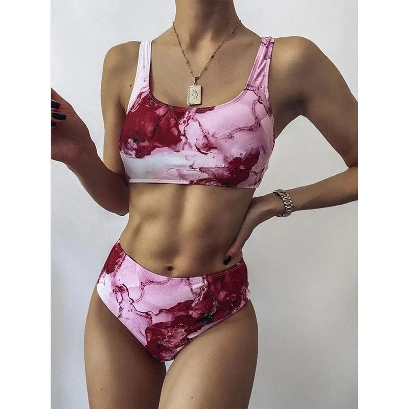 Neuer Bikini mit hoher Taille und Kuhdruck