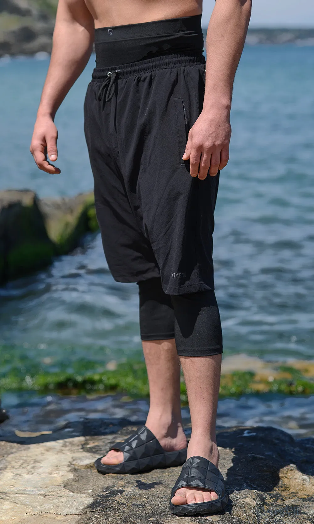 QL Halal Swim Shorts in Black and Black