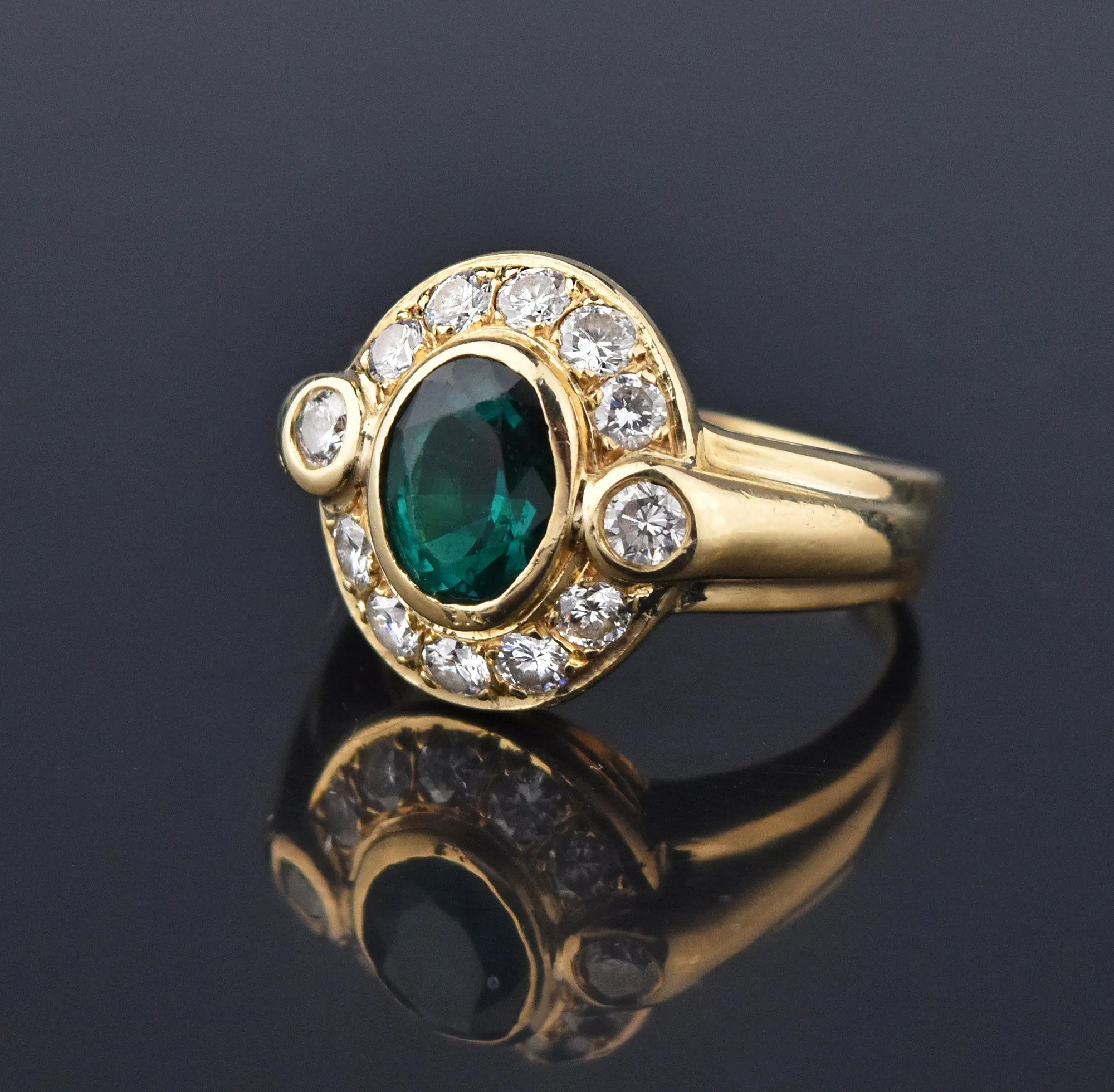 Retro 14K Gold 1.5 Carat Emerald and Diamond Ring