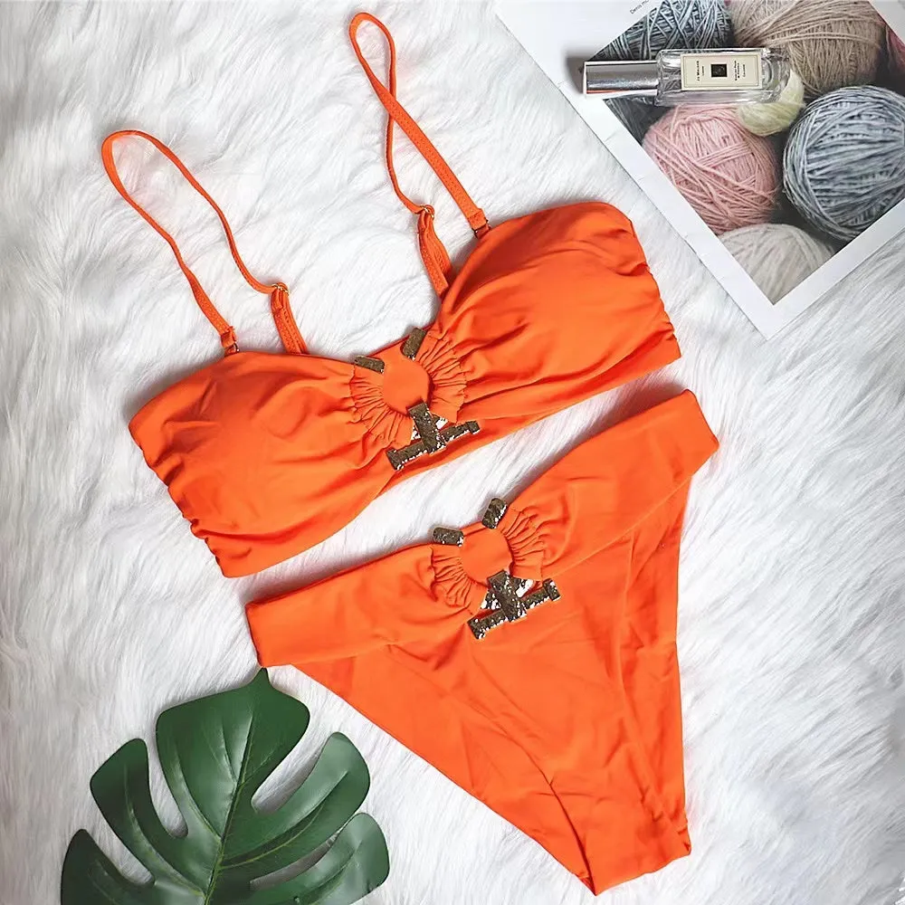 Riviera Queen Push-up-Bikini mit hohem Ausschnitt und Strasssteinen