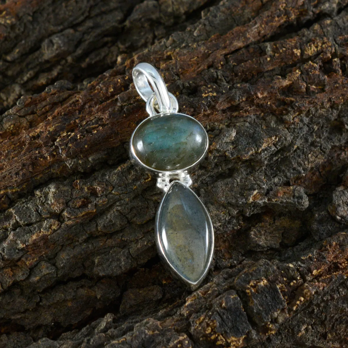 Riyo Bonny Gems Multi Cabochon Gray Labradorite Solid Silver Pendant Gift For Anniversary