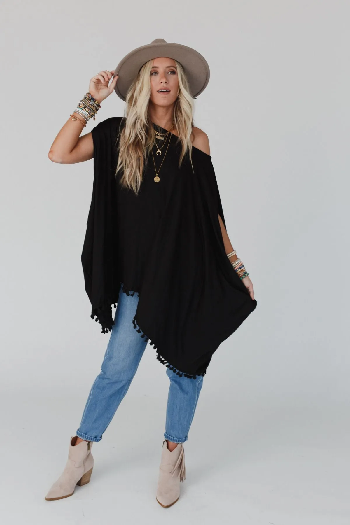 The Wren Tassel Tunic - Black